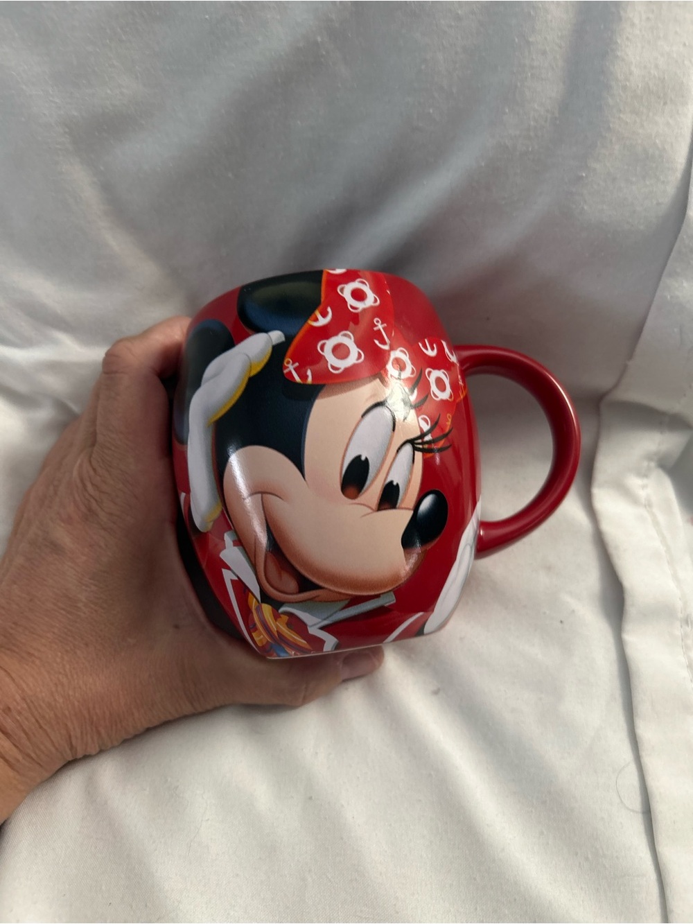 Disney Cruiseline Minnie Mouse Red Ceramic Coffee Mug